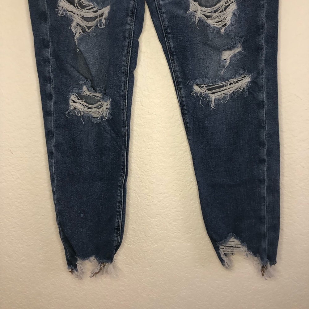 12 Long American Eagle Outfitters High-Rise Distressed Blue Mom Jeans - Picture 4 of 12